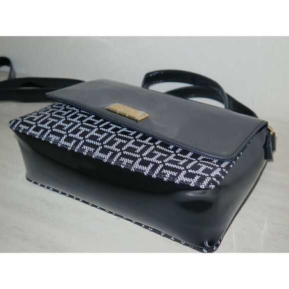 Tommy Hilfiger 69J5108 001 Black/White "TH" Monogram Crossbody Satchel Bag $108+ - Picture 9 of 11